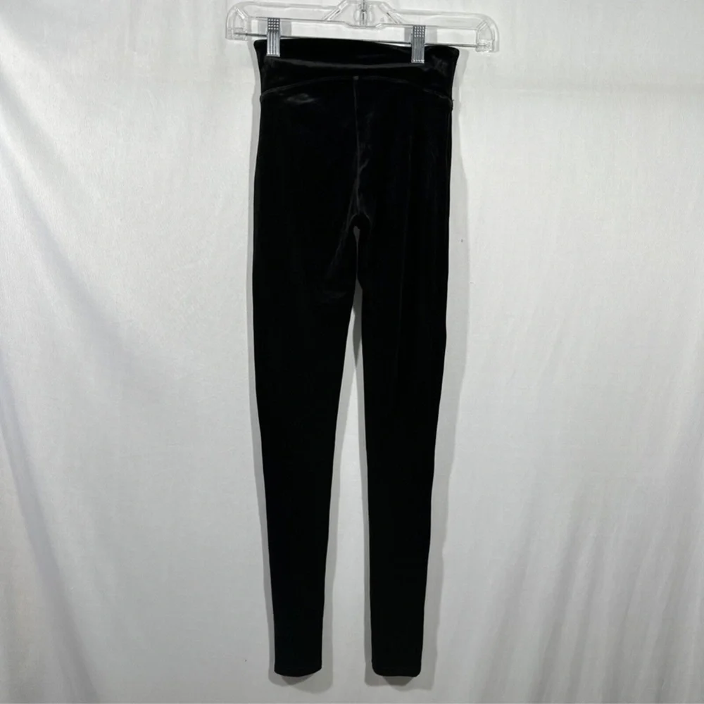 NWT $98 Spanx [ XS ] Velvet Leggings in Very Black #5621‎